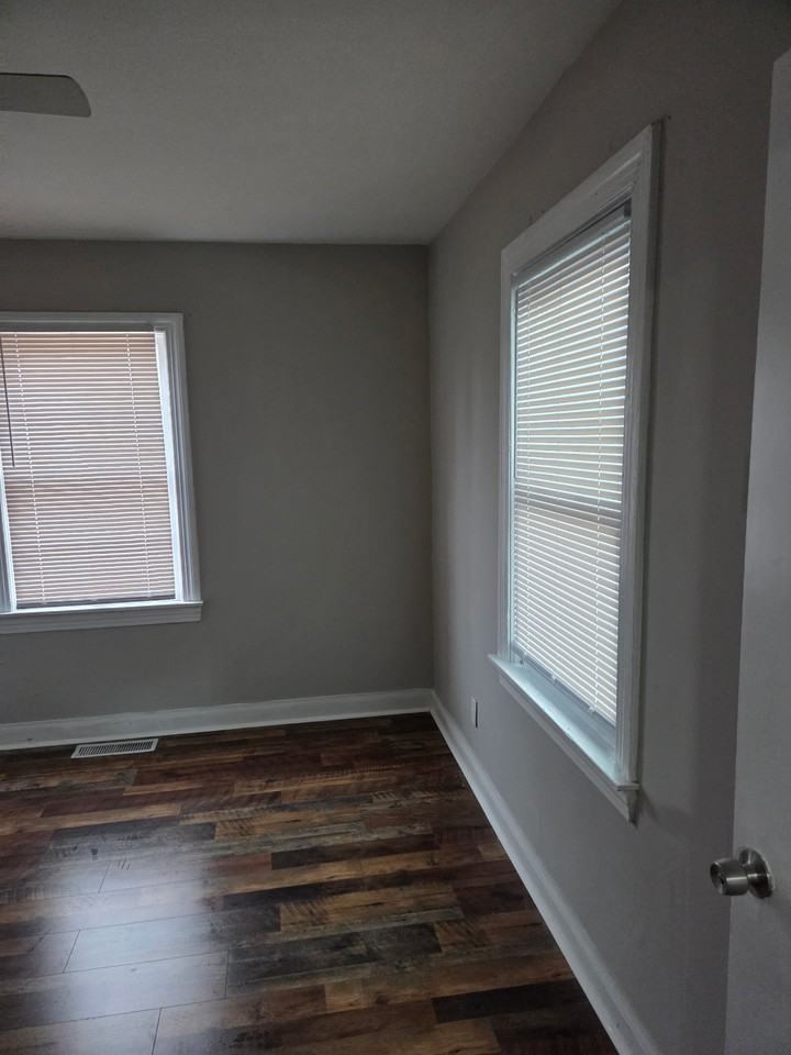 4879 Charlotte Drive #16 - Photo 7 of 19