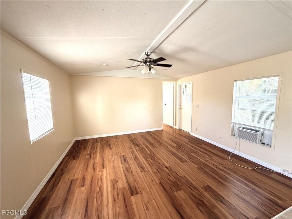 2521 Brownell Ct - Photo 3 of 22