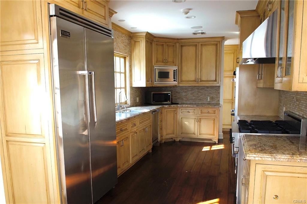 5235 San Feliciano Dr - Photo 5 of 7