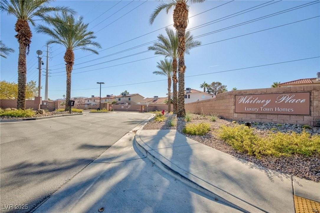 1410 Pink Dawn Drive - Photo 3 of 21