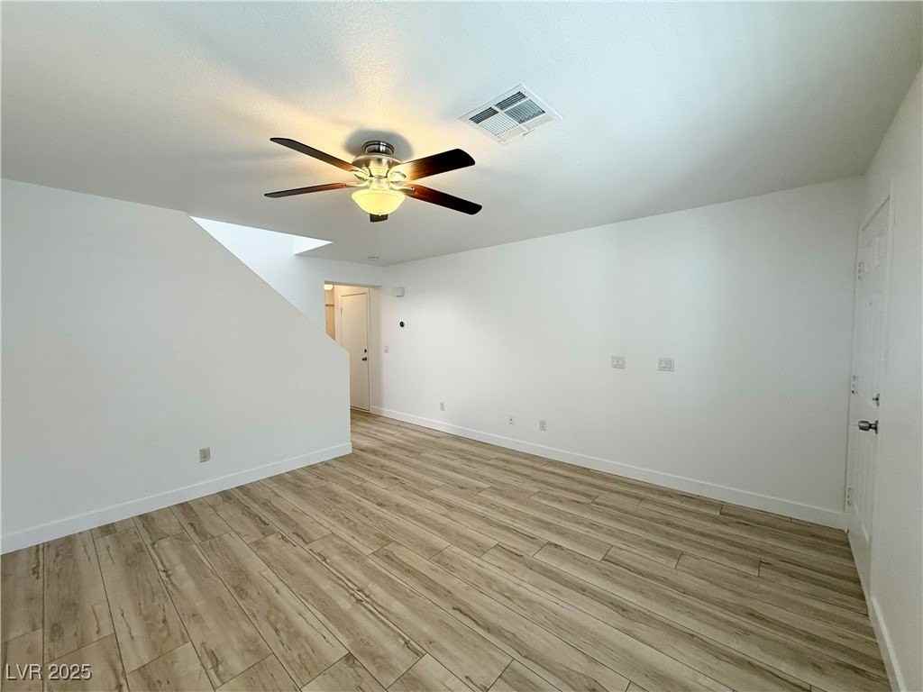 10448 Wild Bill Ct - Photo 4 of 26