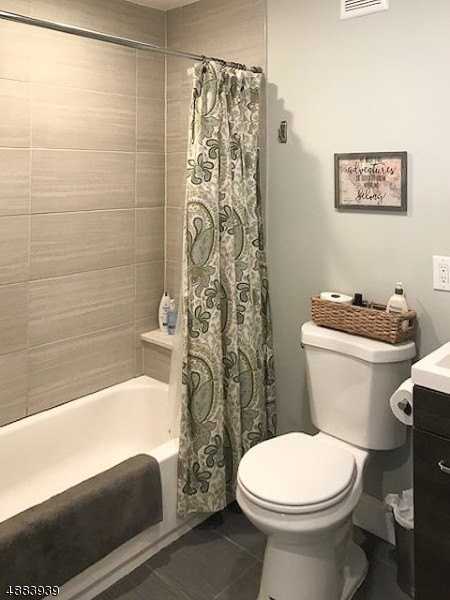 10 Ford Ave #115 - Photo 7 of 10