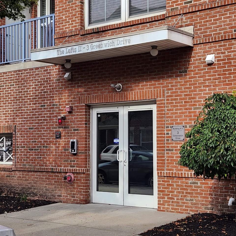 3 Greenwich Drive #86 - Photo 5 of 18