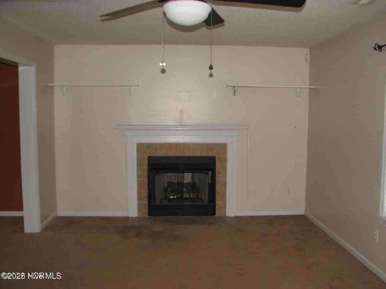 102 White Stone Ct - Photo 2 of 16