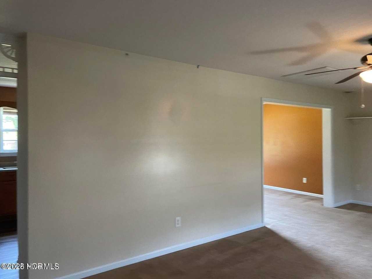 102 White Stone Ct - Photo 3 of 16