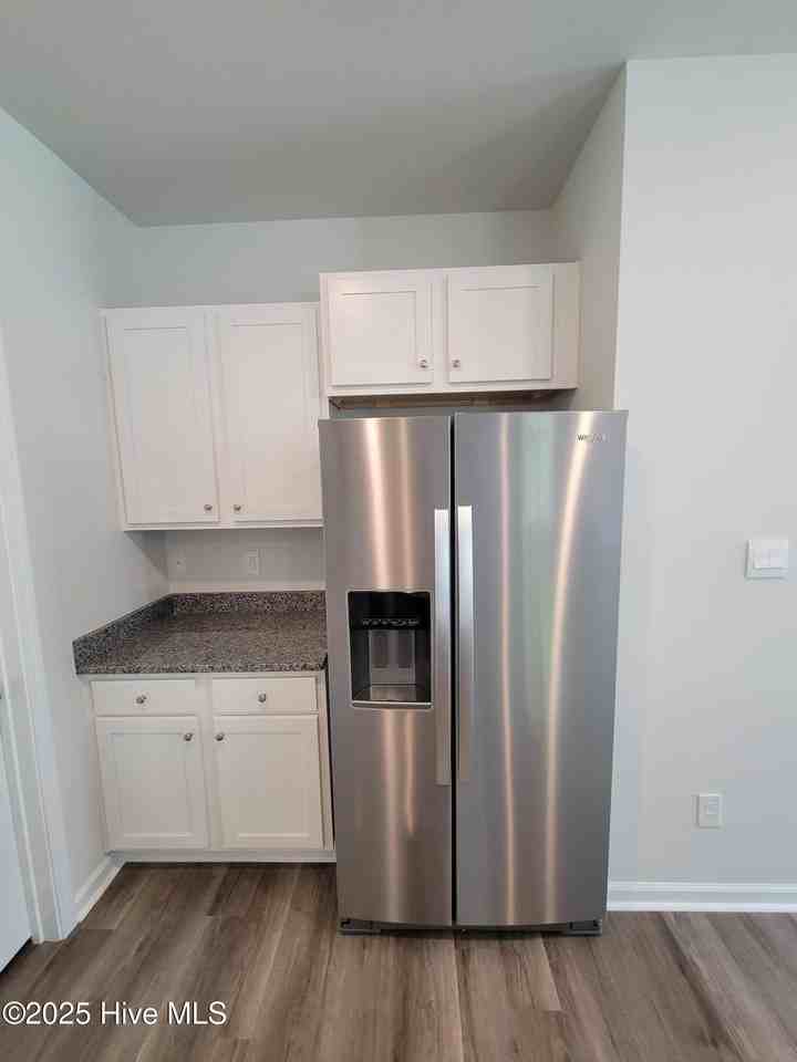 302 Red Cedar Drive - Photo 7 of 22