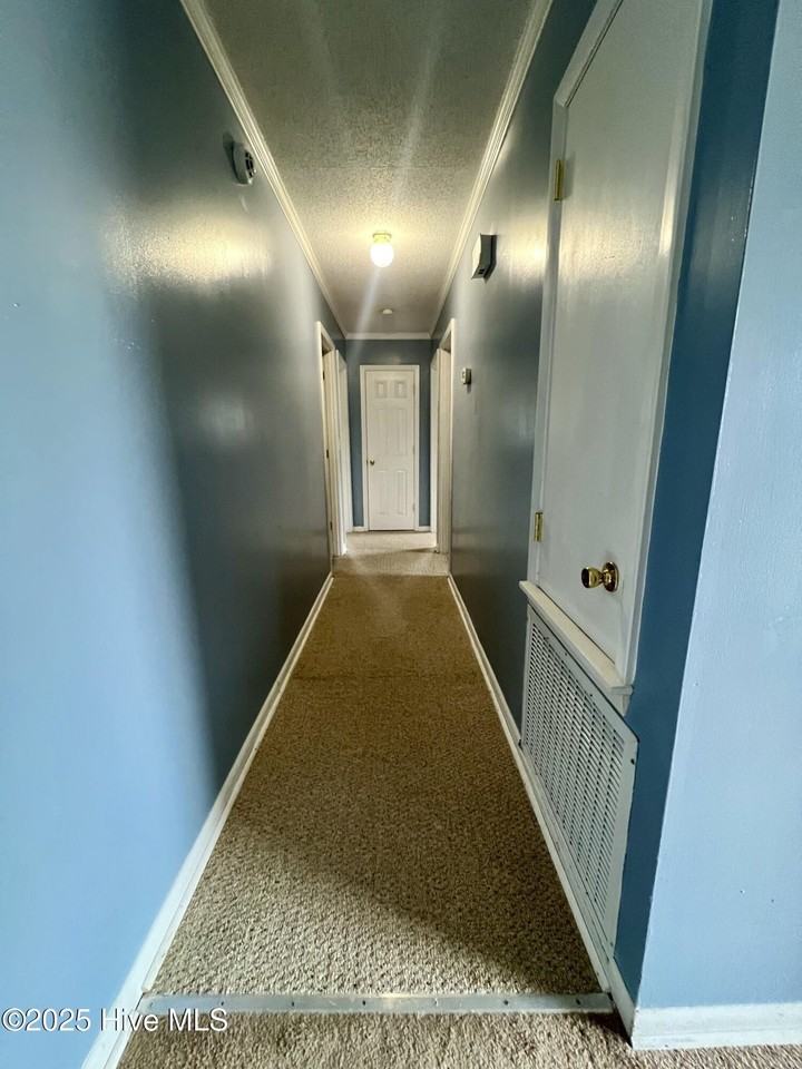 1214 Milton Pl - Photo 7 of 16