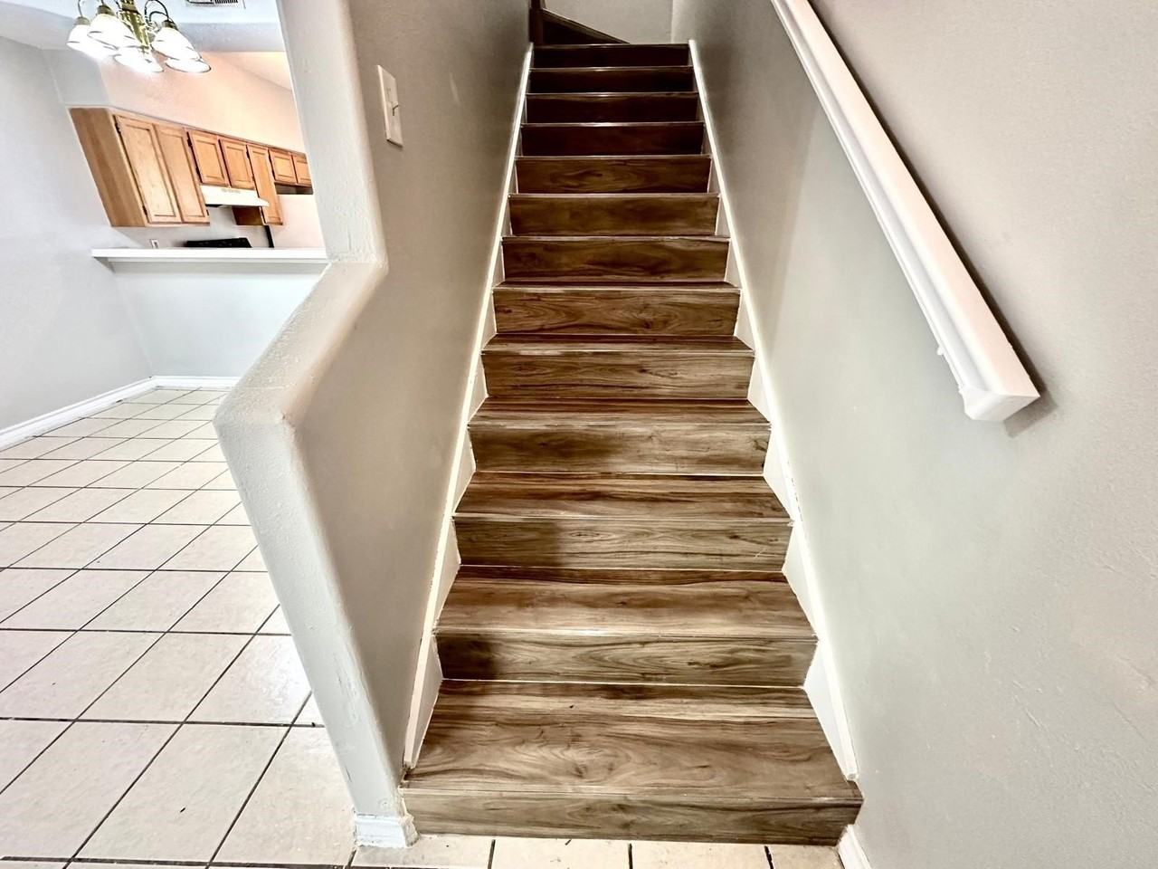 2005 Cross Street - Photo 5 of 18