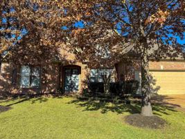 featured image of 472 Hunters Mill Cove