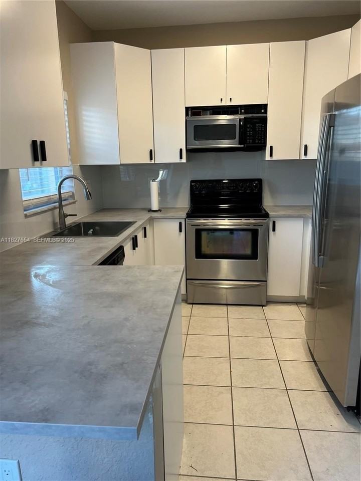 4104 Ne 24th Dr #4104 - Photo 6 of 15