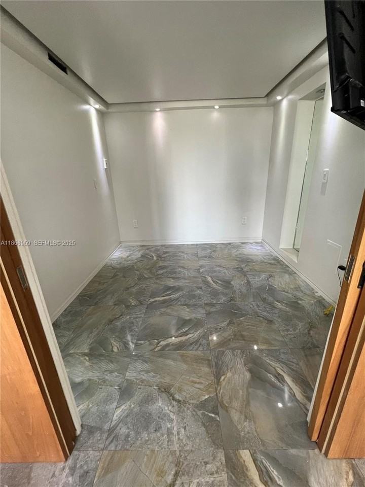 401 Ocean Drive #1103 - Photo 7 of 22