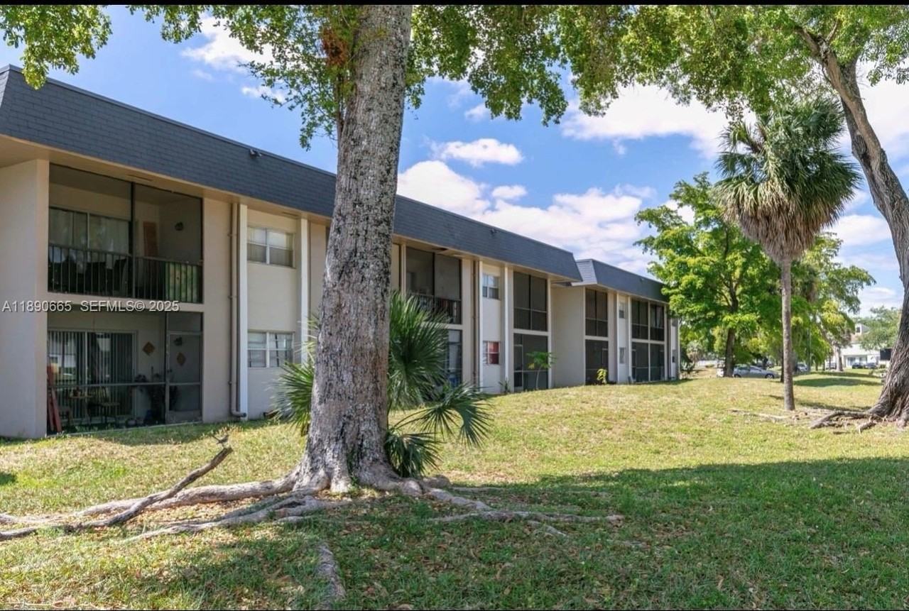 8060 Colony Cir N #207 - Photo 2 of 14