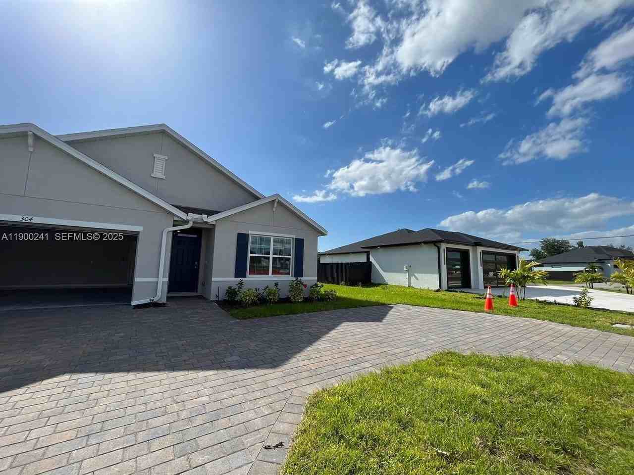 304 304 S El Dorado Blvd - Photo 3 of 31