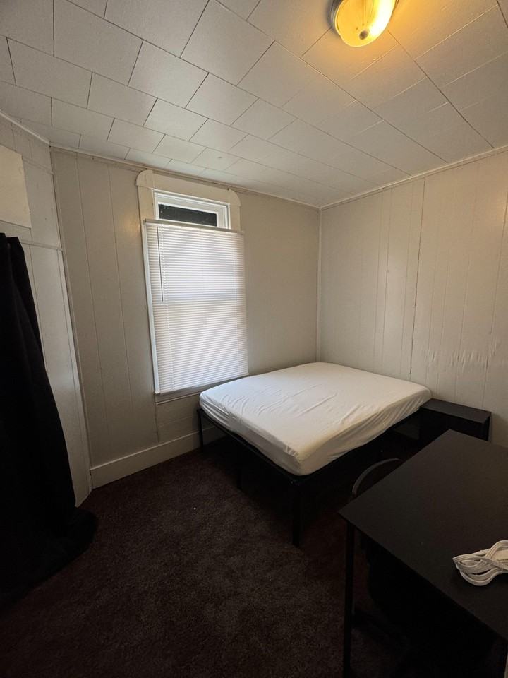 S Delaware St - Photo 3 of 3