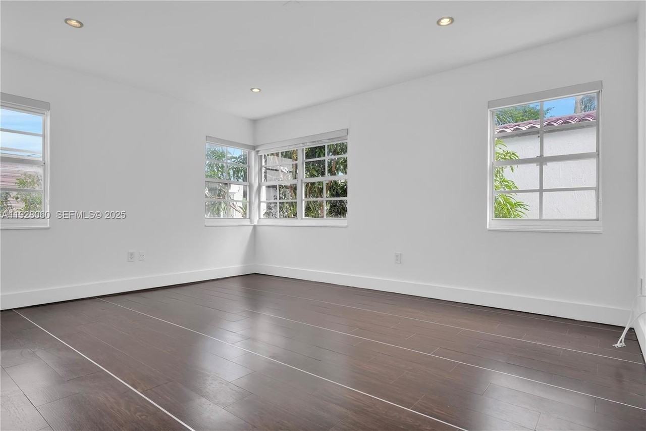 1457 Meridian Avenue #204 - Photo 7 of 20