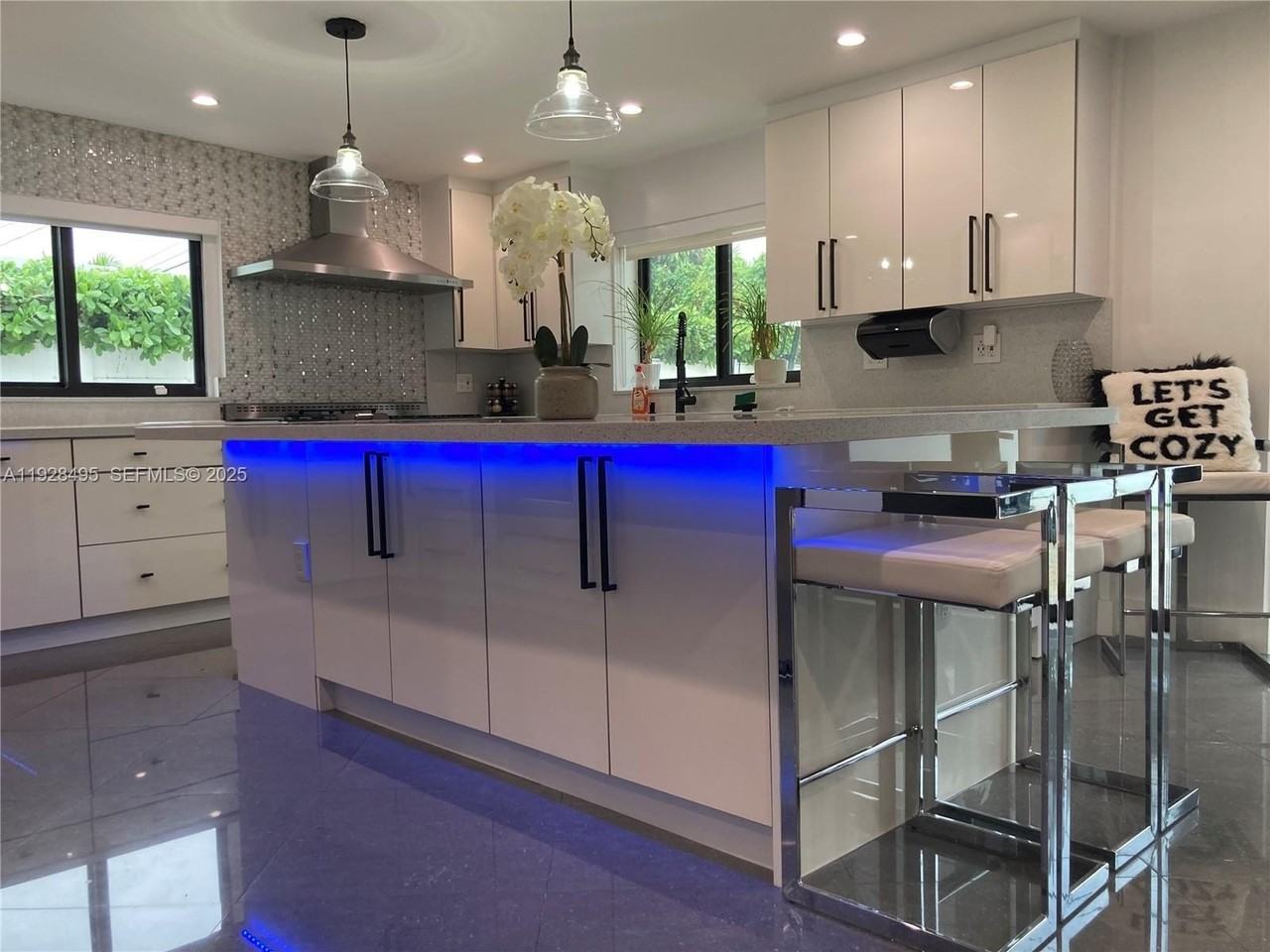 7524 Mutiny Ave - Photo 5 of 42