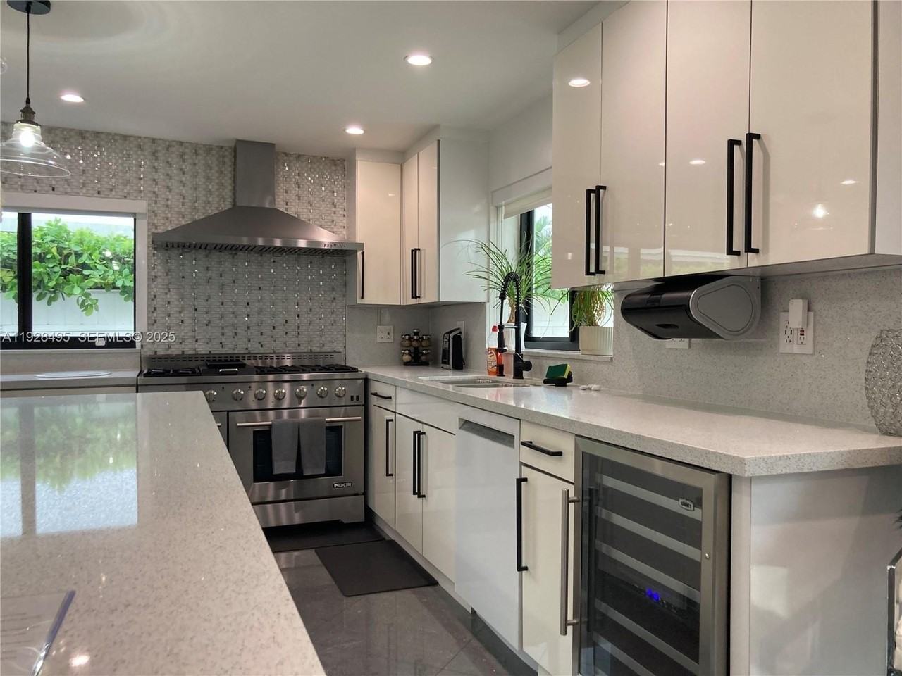 7524 Mutiny Ave - Photo 6 of 42