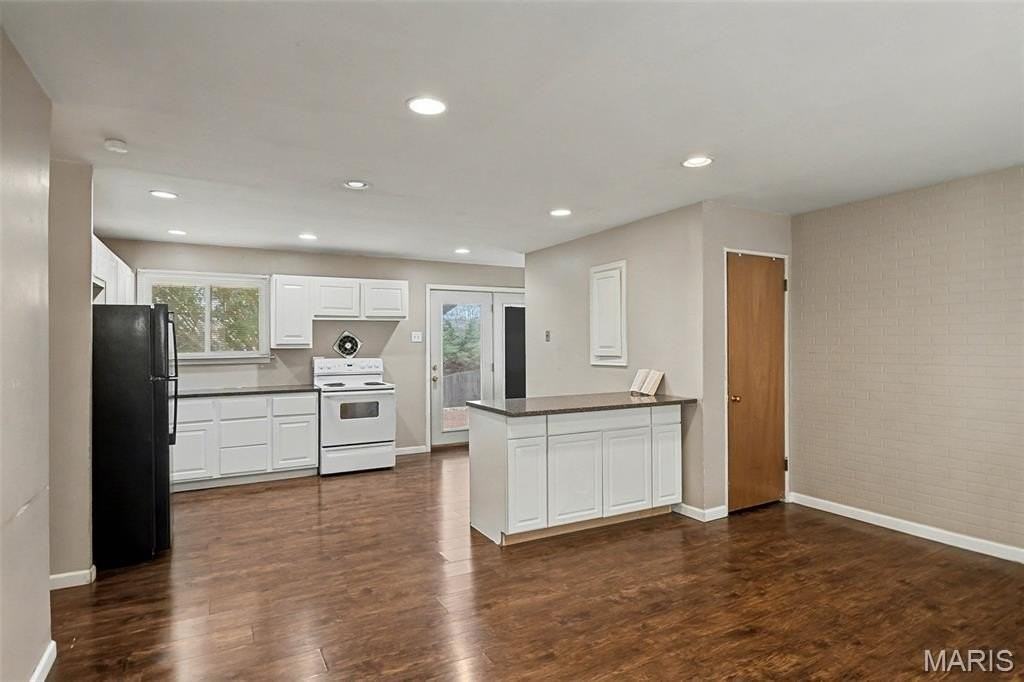 1040 Bluefield Dr - Photo 3 of 10