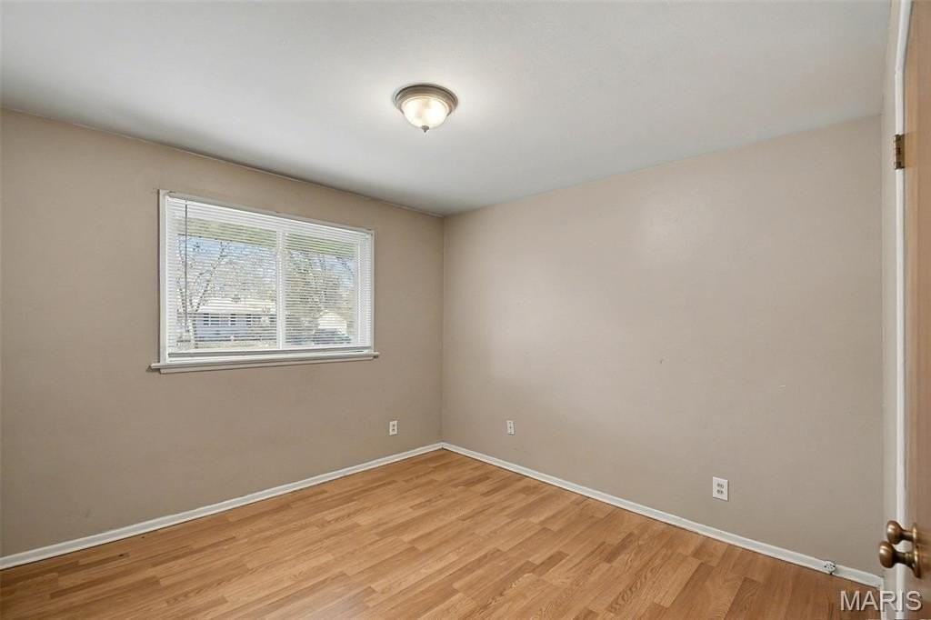 1040 Bluefield Dr - Photo 5 of 10