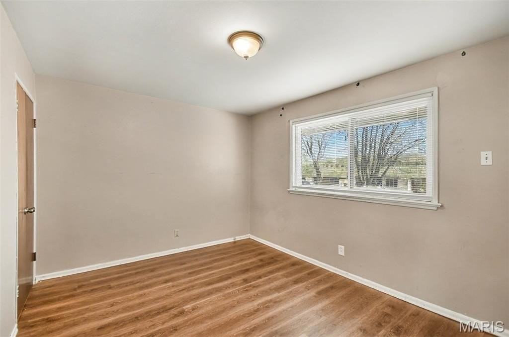 1040 Bluefield Dr - Photo 6 of 10