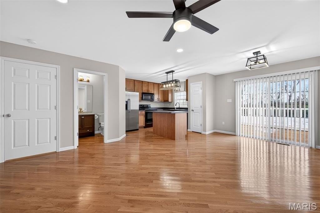 373 Montclair Tower Drive - Photo 7 of 46