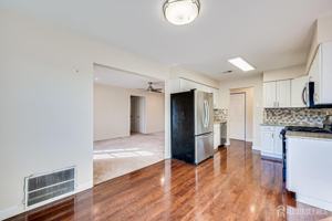 featured image of 1512 Green Hollow Dr