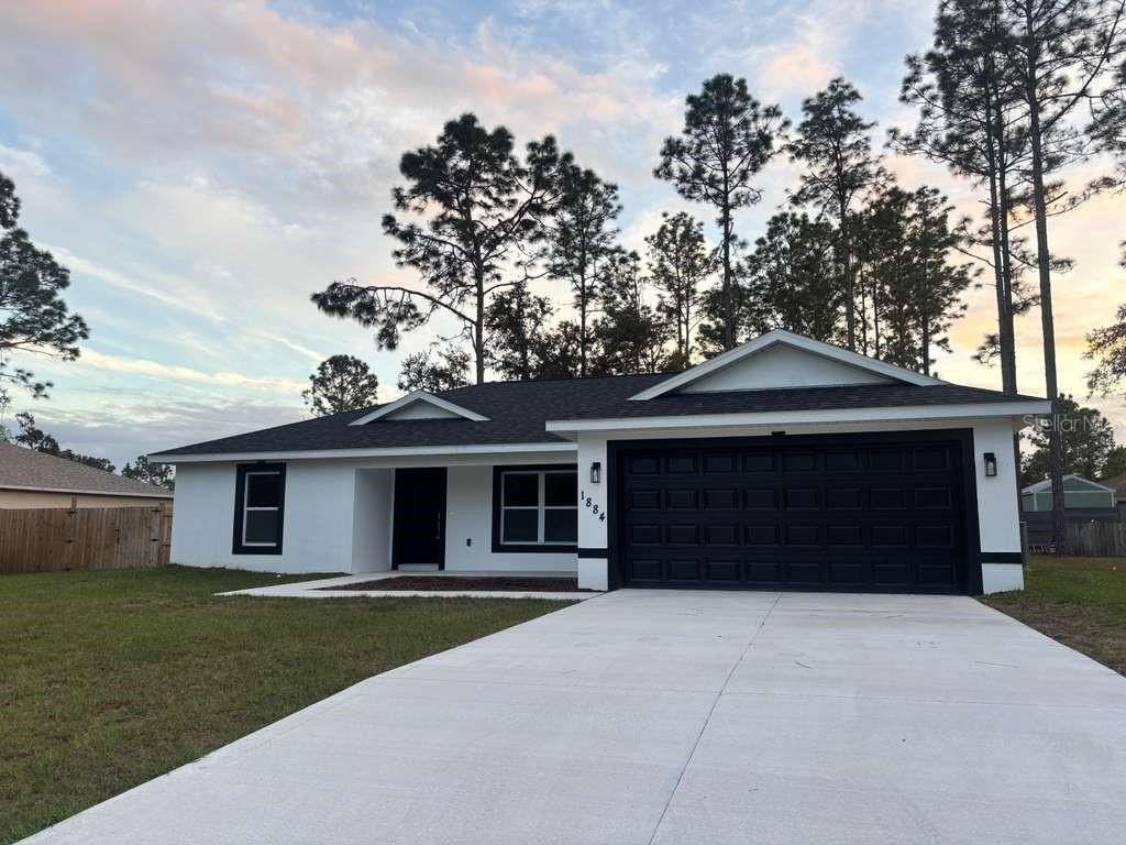 1884 W Quaker Ln - Photo 3 of 38