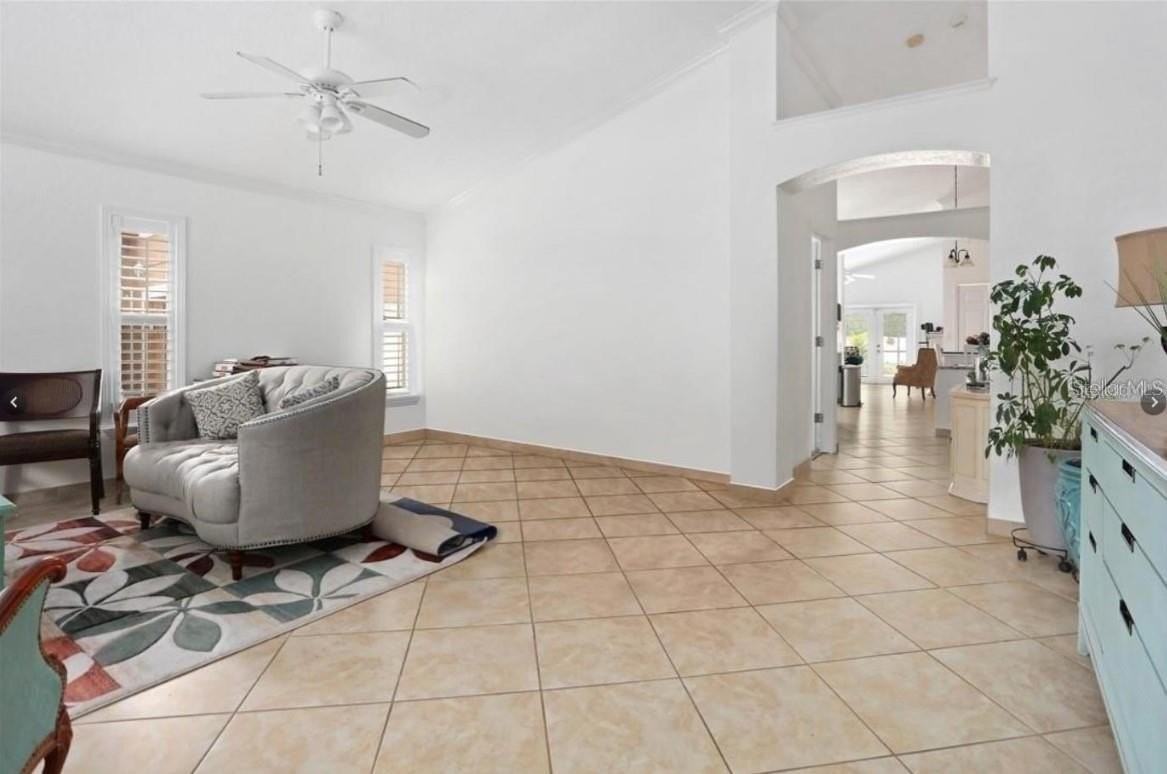 1714 Nestlewood Trl - Photo 2 of 17