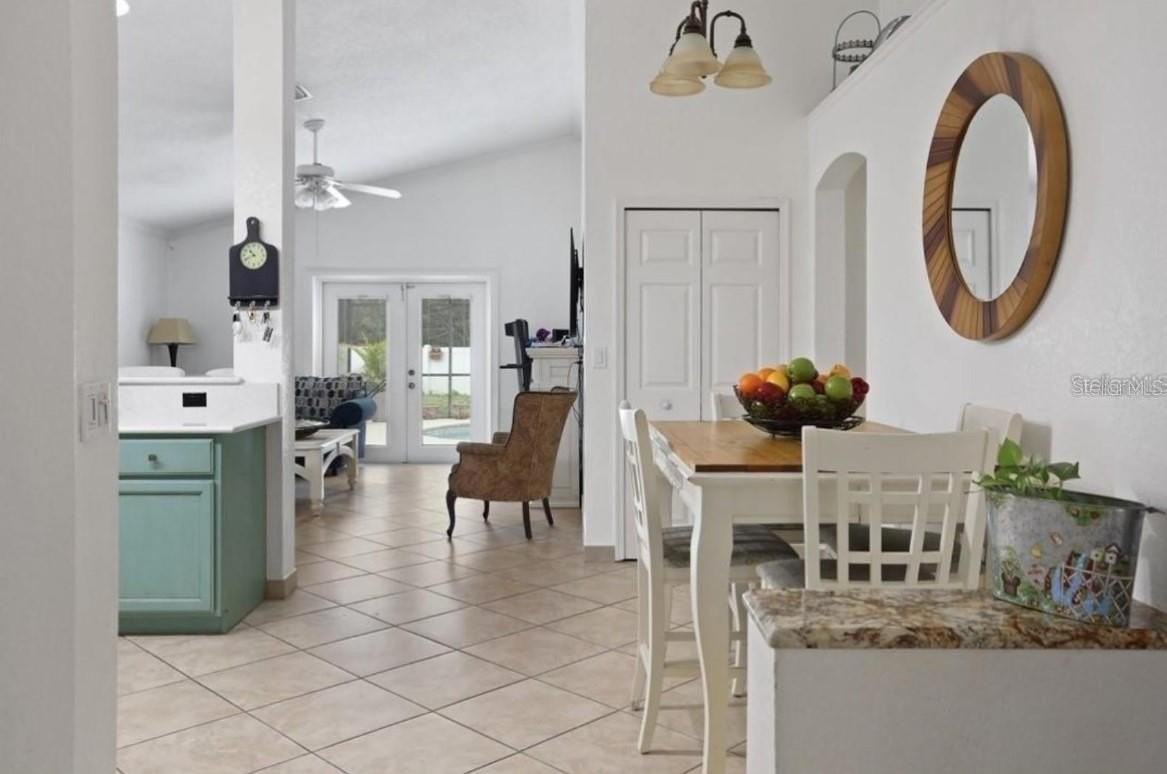 1714 Nestlewood Trl - Photo 4 of 17