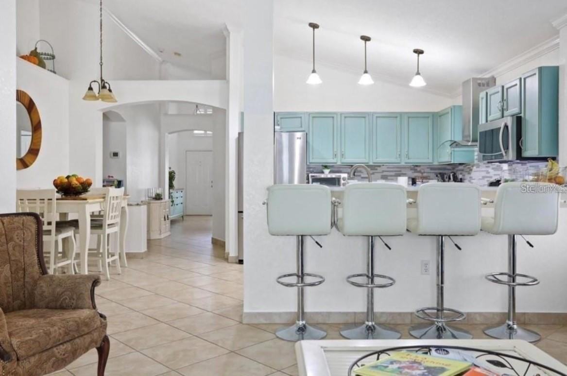 1714 Nestlewood Trl - Photo 7 of 17