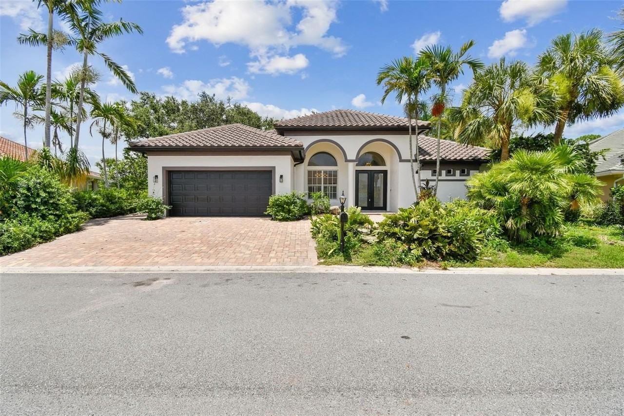 13792 Long Lake Lane - Photo 6 of 50