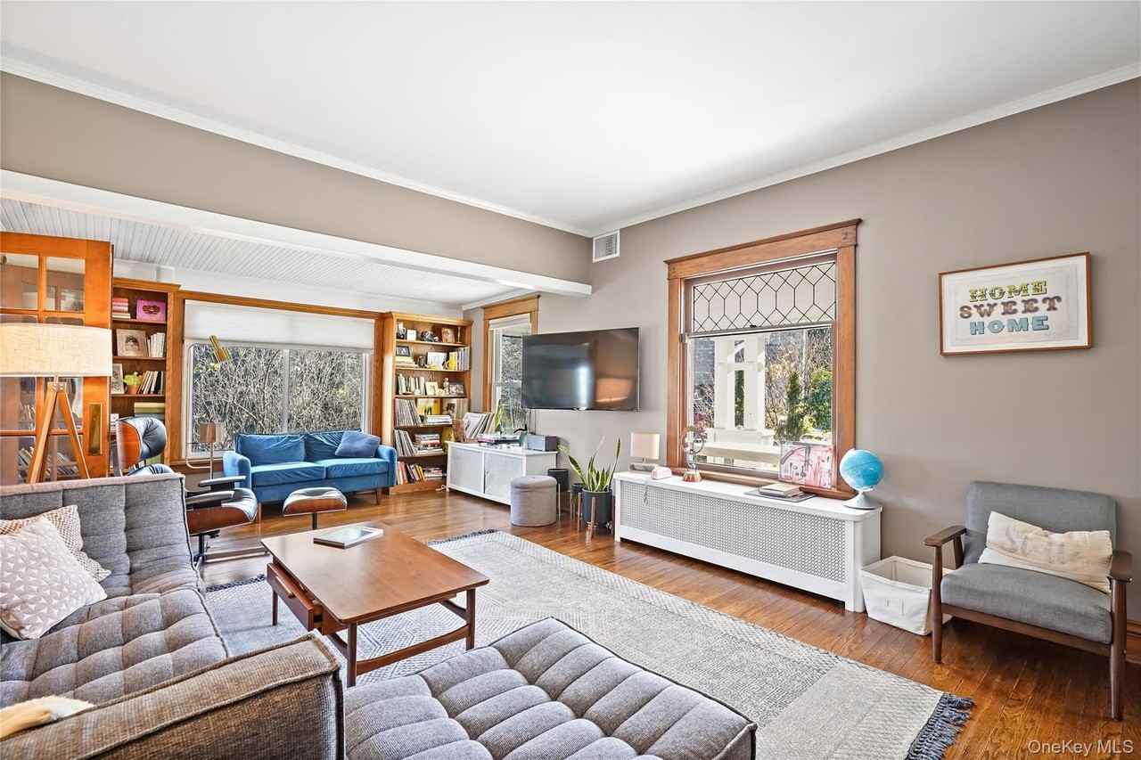 51 Edgemont Road - Photo 4 of 29