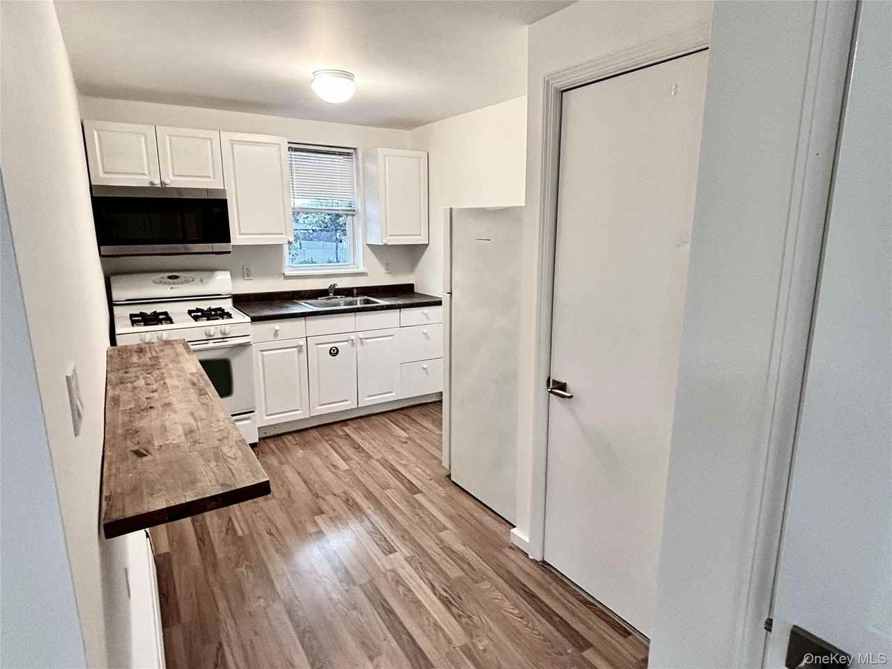 28 Davis St Unit 2 #2 - Photo 2 of 13