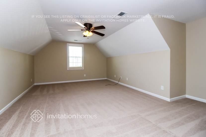 921 Upland Ives Dr - Photo 5 of 12