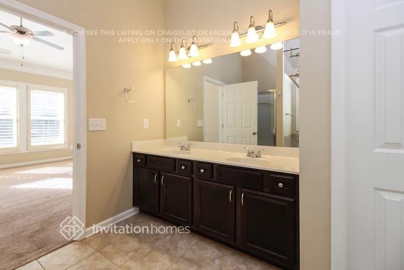 921 Upland Ives Dr - Photo 7 of 12