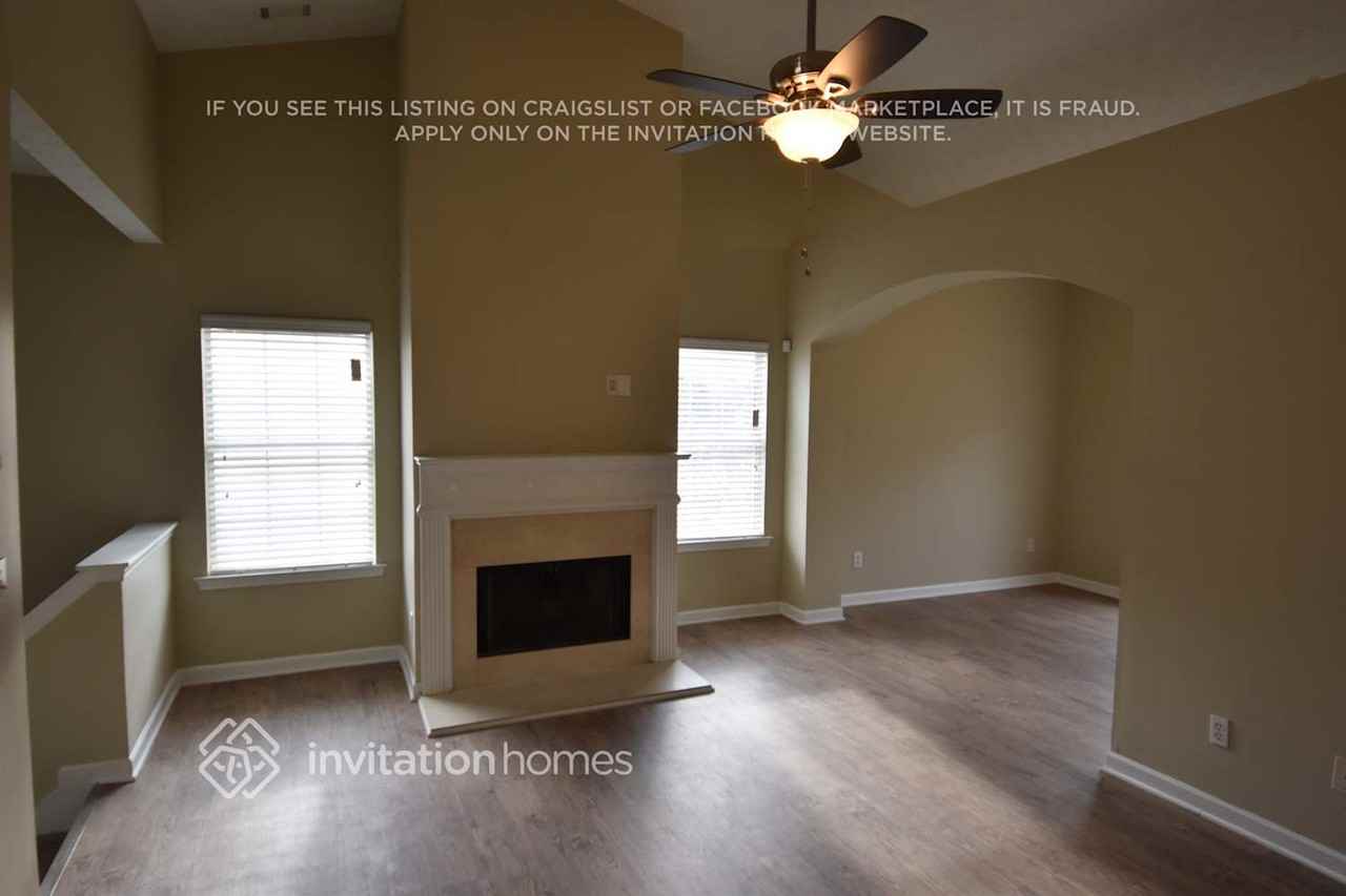 4521 Swan Trace - Photo 2 of 9