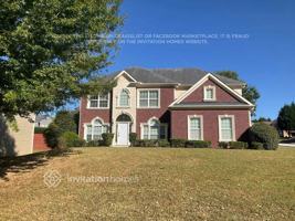 featured image of 2735 Wolf Trail