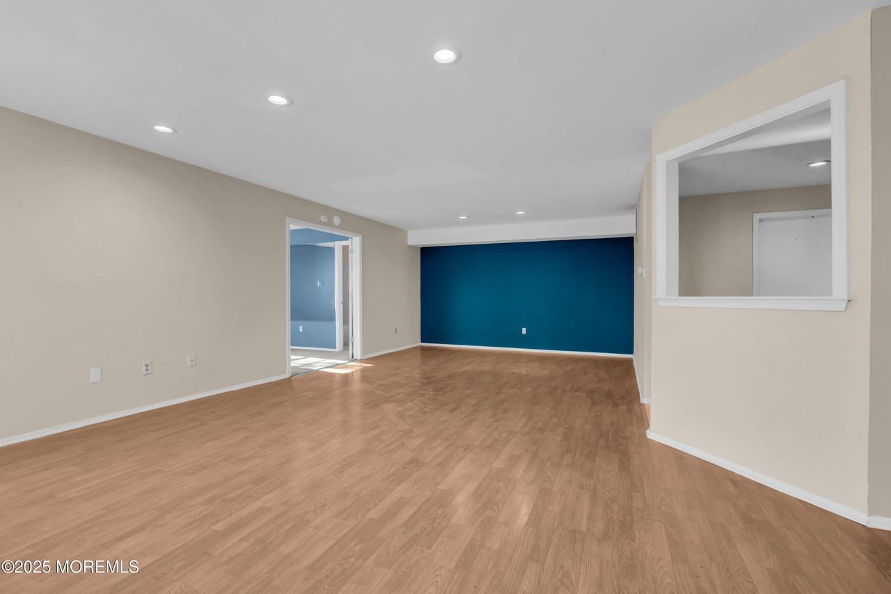 435 Hancock Pl - Photo 5 of 16