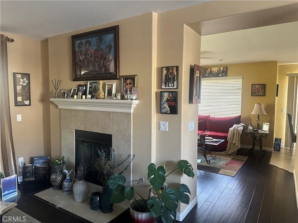 1332 1332 E Rover Lane #E - Photo 4 of 38