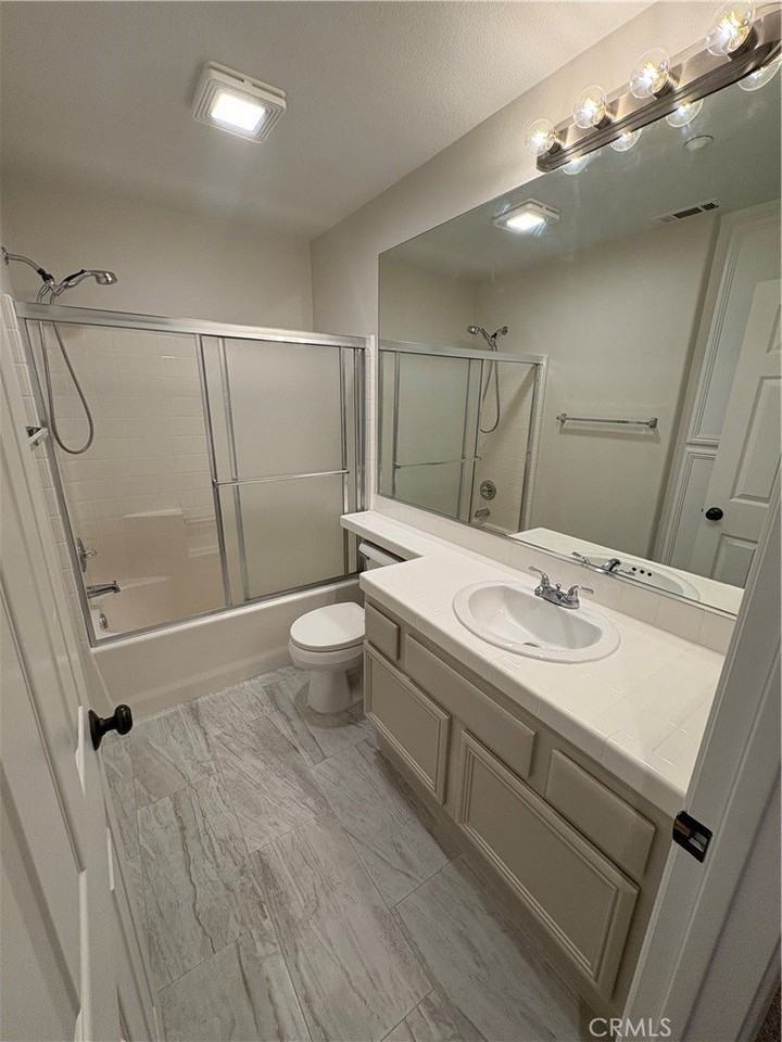 28512 cove Sorano - Photo 6 of 18