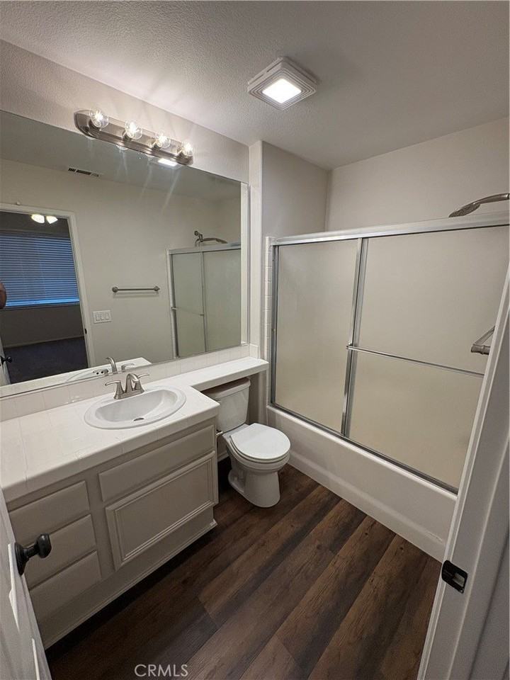 28512 cove Sorano - Photo 7 of 18