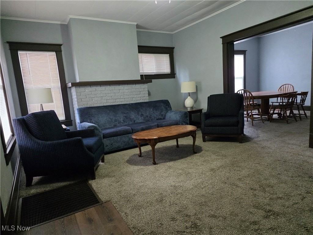 823 Beatty Ave - Photo 3 of 16