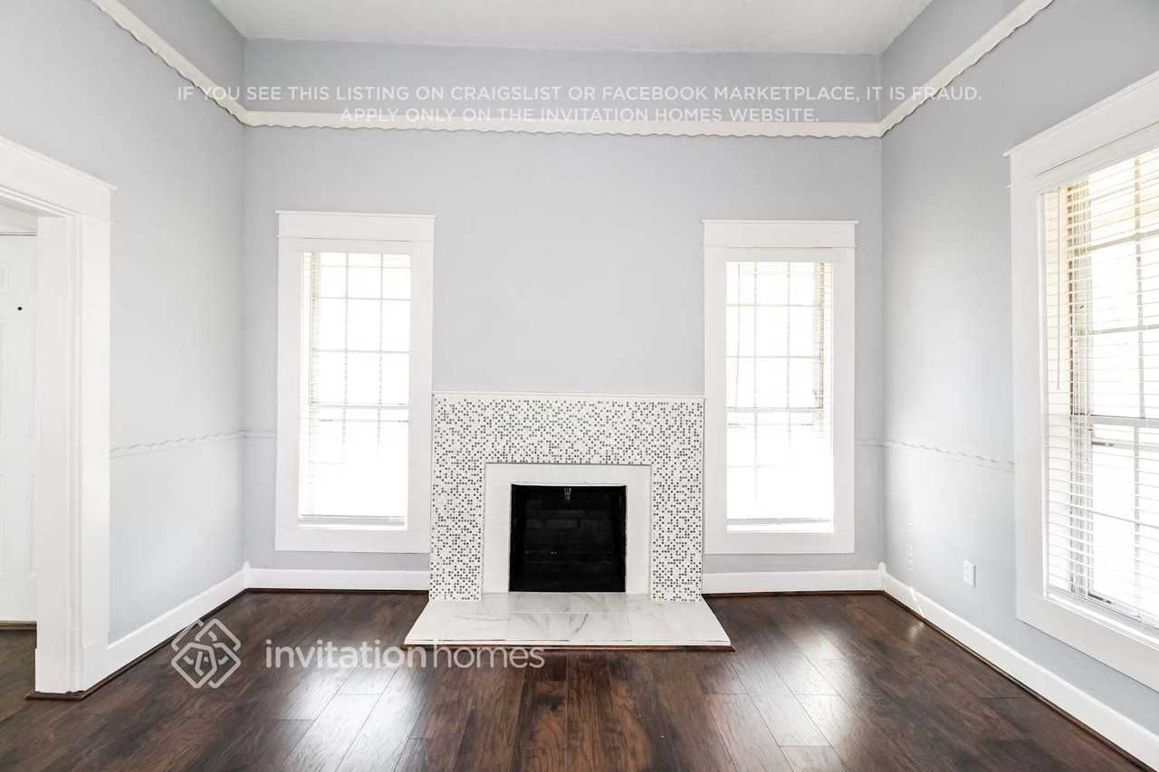 500 Hill St - Photo 4 of 14