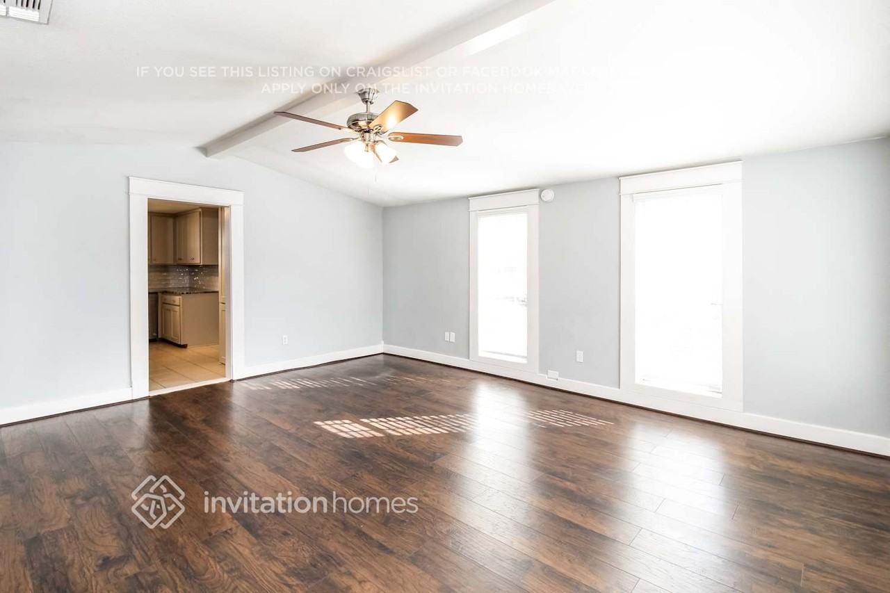 500 Hill St - Photo 7 of 14