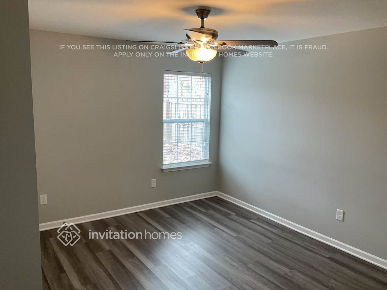 1920 Northrop Dr - Photo 7 of 19