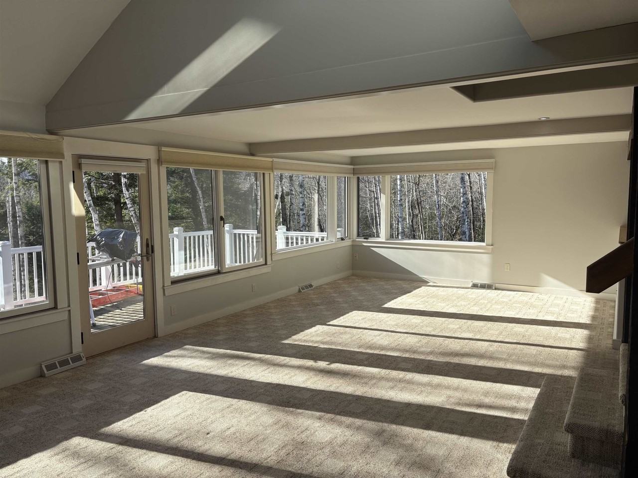 290 Glen Ledge Rd - Photo 5 of 34