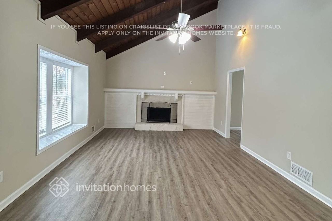 1752 Jody Dr Ne - Photo 2 of 29