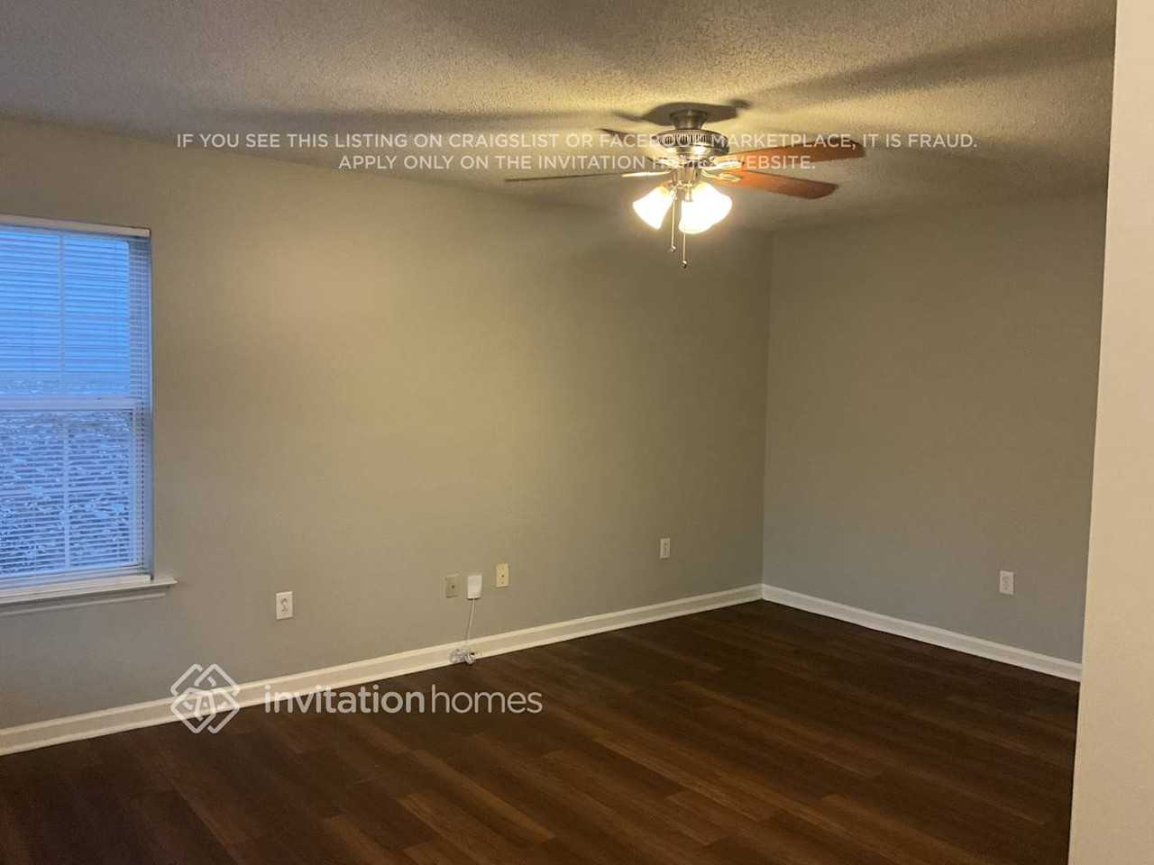 4301 Fawn Glen Drive - Photo 3 of 14