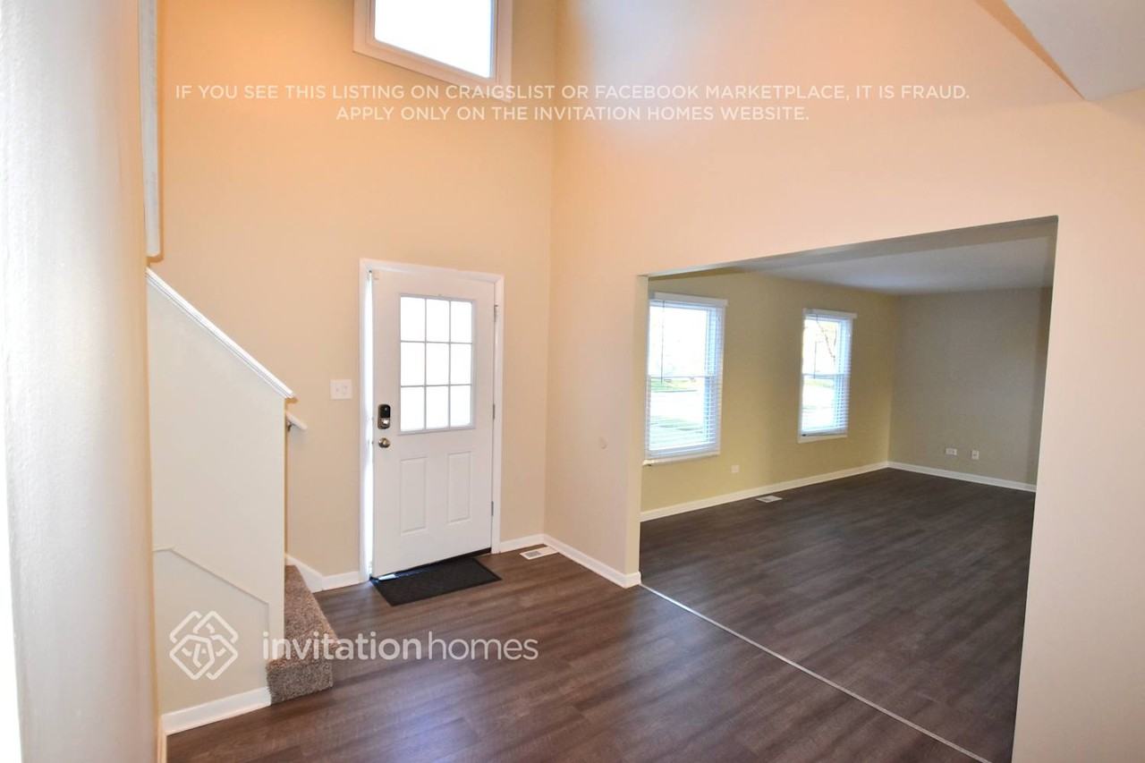 20235 South Rosewood Court - Photo 2 of 14