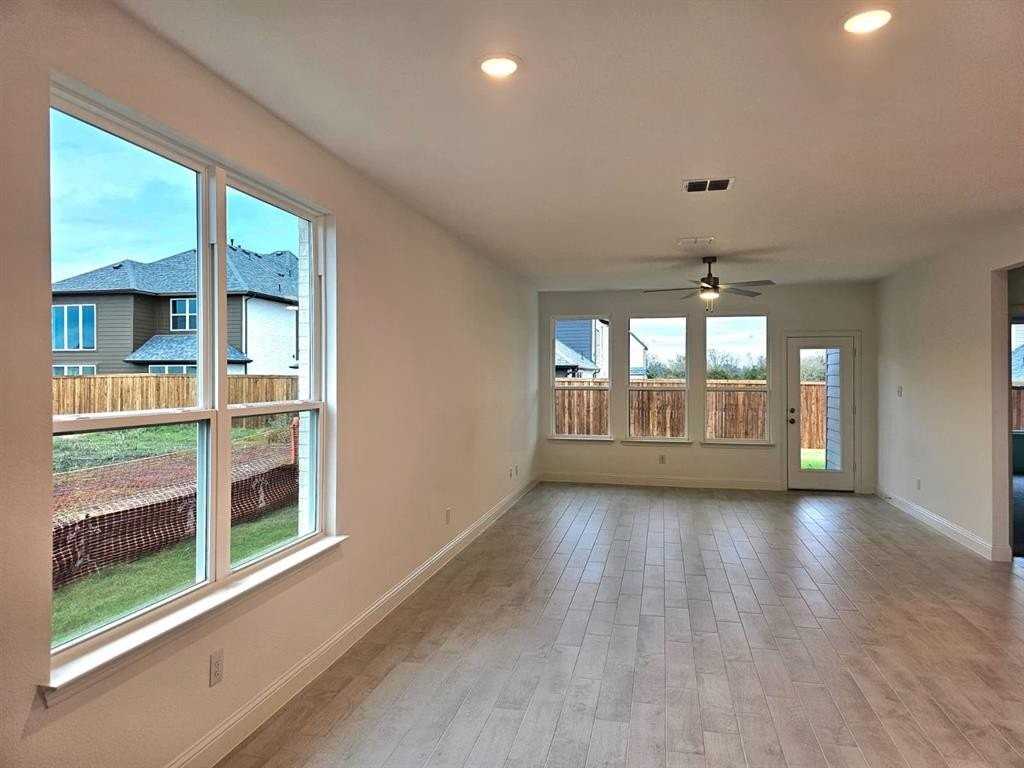 629 629 Verona Drive - Photo 5 of 29